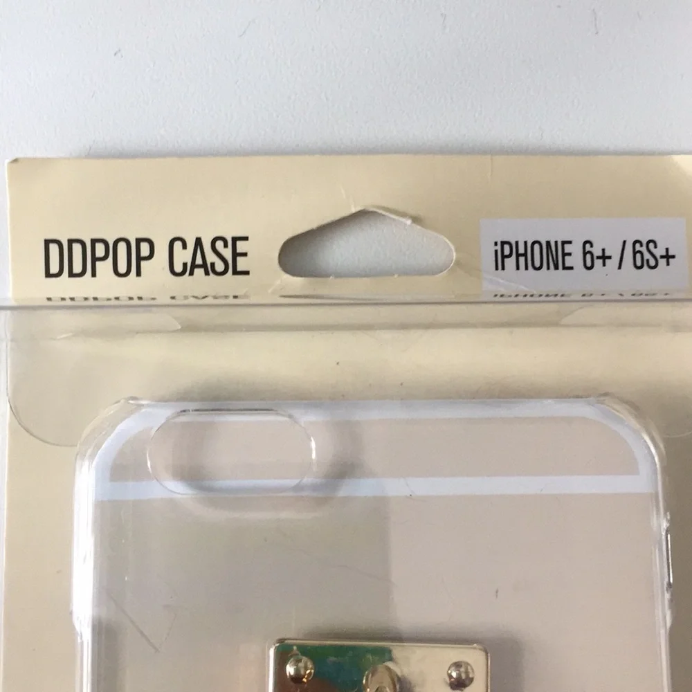 DDPop Case iPhone 6+ and 6S+ New w pom pom
